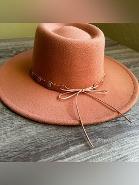 Charlie Maree Co Wide Brim Pink Felt Hat w/Studded Leather Band, NWT